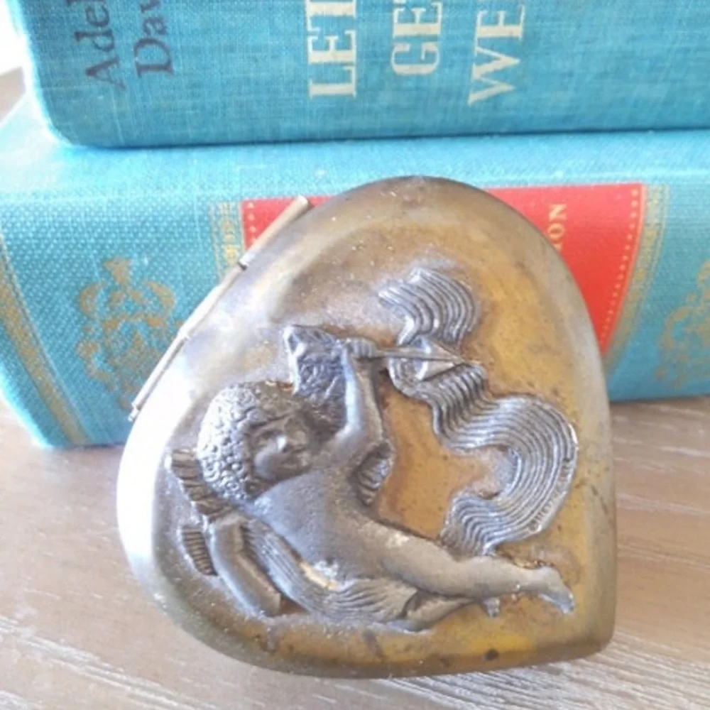 Vintage Angel Heart box Cupid Trinket Romantic Cottagecore Brass Ring Gift